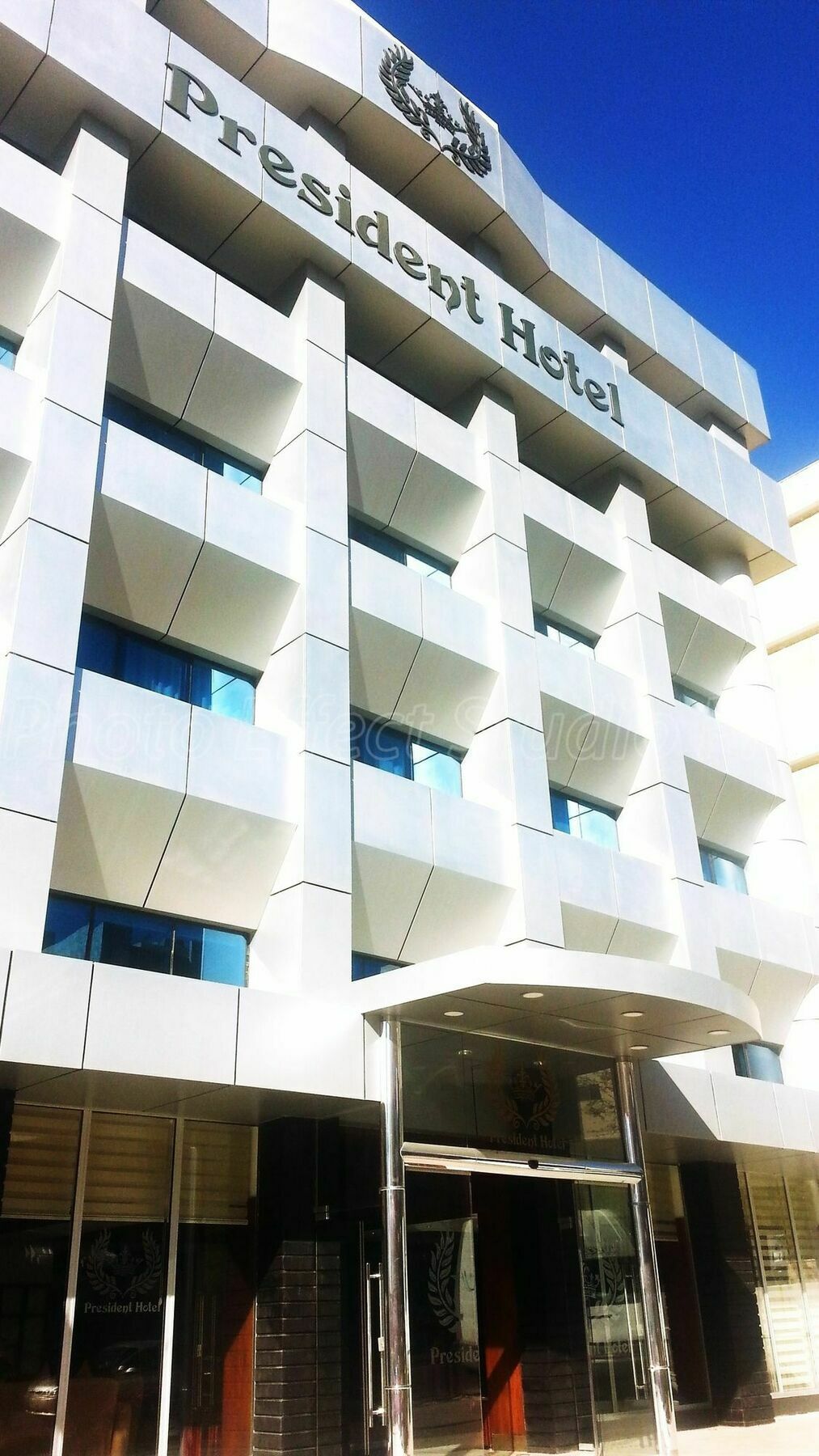 President Hotel Amman Exterior photo